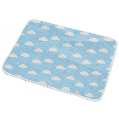 Tapis et pipi pad pour entrainement lavable et peux protège le siège de votre auto de vos animaux de compagnie.