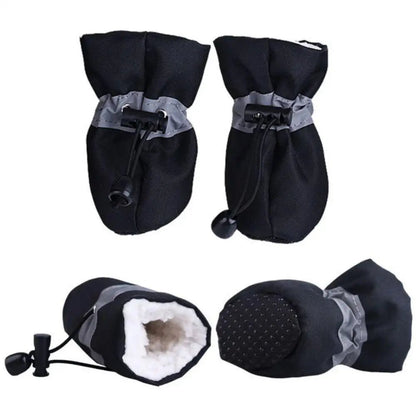 Garde les petites pattes au chaud des chiens du grand froid pendant la marche hivernal . - WOOF TOUT