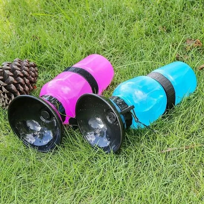 Gourde pour chien​ proposé en rose fuchsia et bleu turquoise