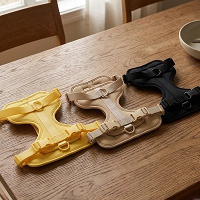 Harnais chien plusieurs coloris beige, jaune, noir pour s'adapter aux préférences esthétiques de chaque propriétaire