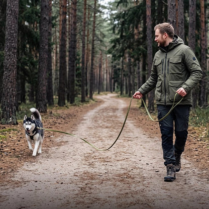 Longe pour Chien permet d'adapter la distance entre le maître et le chien selon les besoins de la promenade ou de l'entraînement